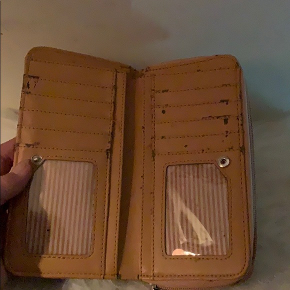 Wallet - Picture 4 of 7